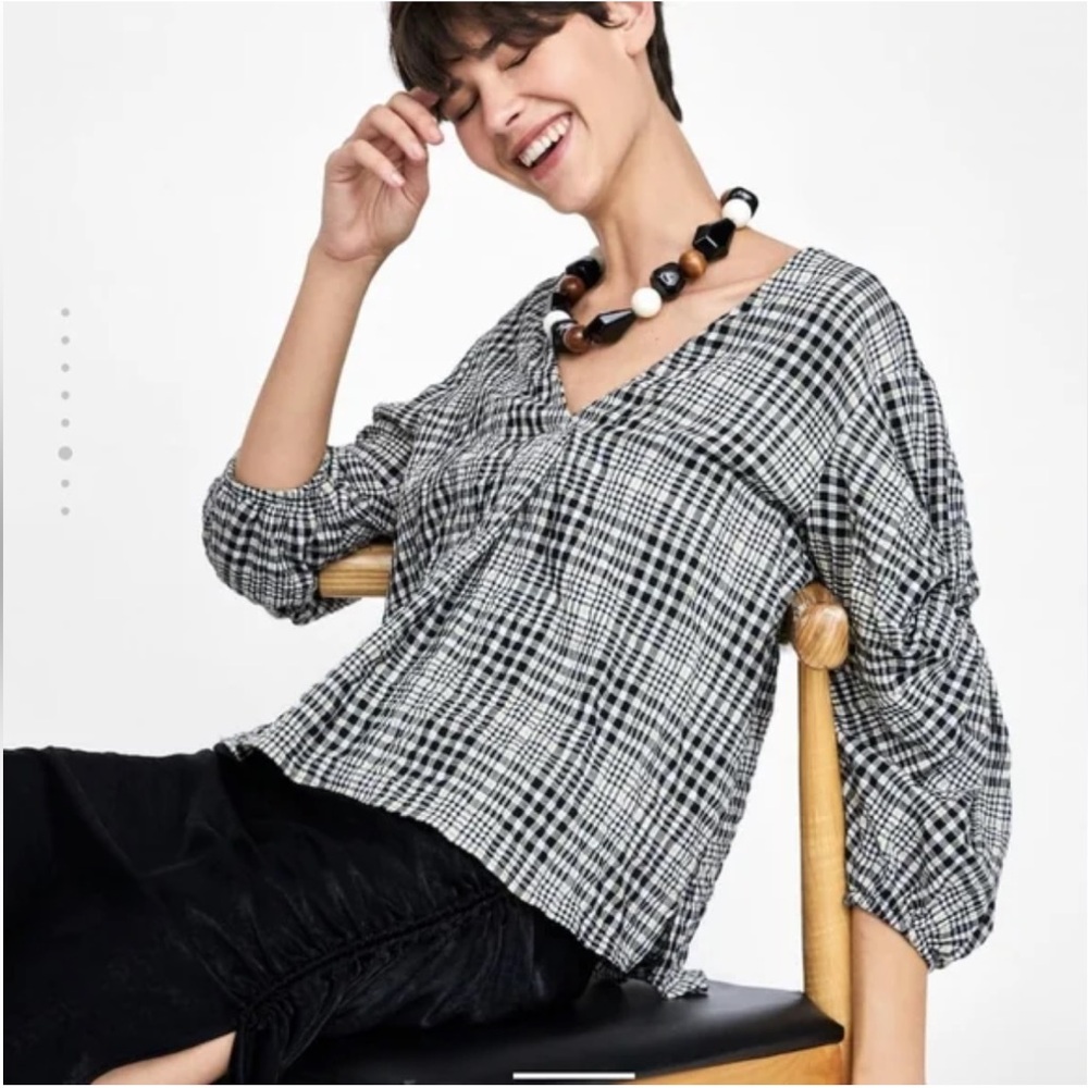 ZARA Basic Super Cute Tattersall Plaid Ruched/Twisted Puff Sleeve Top M EUC